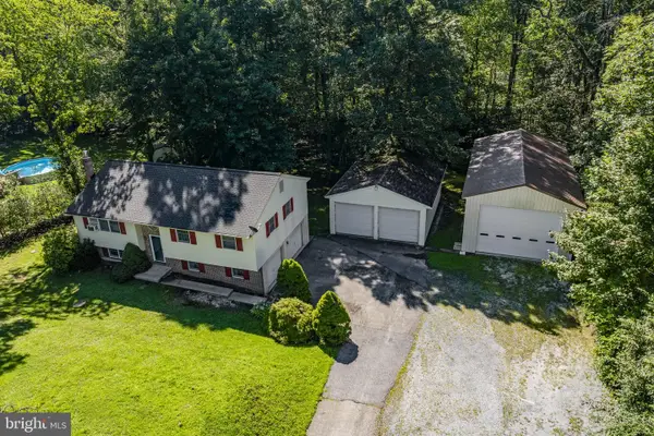901 Narvon Rd, NARVON, PA 17555