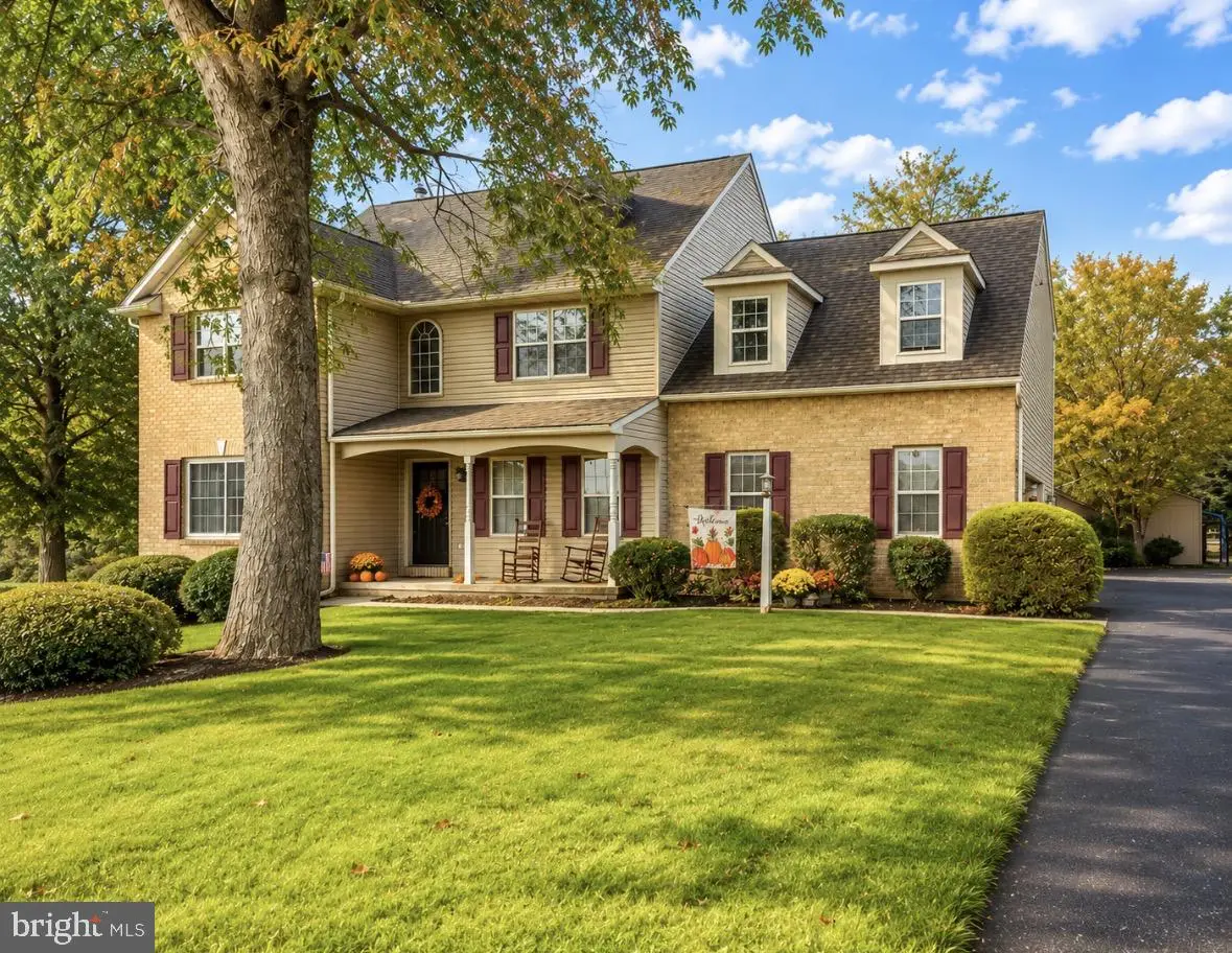 145 N Christiana Ave, Gap, PA 17527 - #1