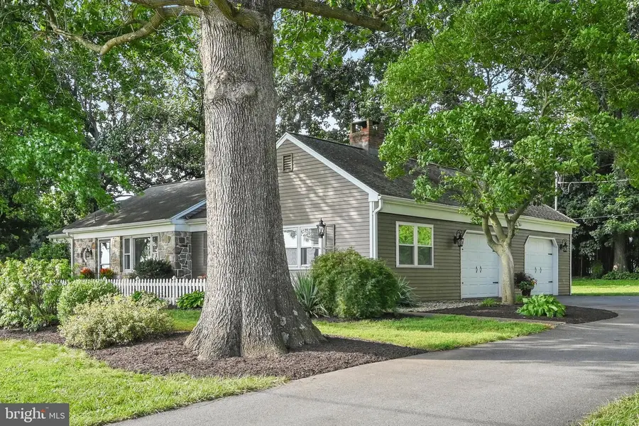 4075 Nolt Rd, Mount Joy, PA 17552 - #2