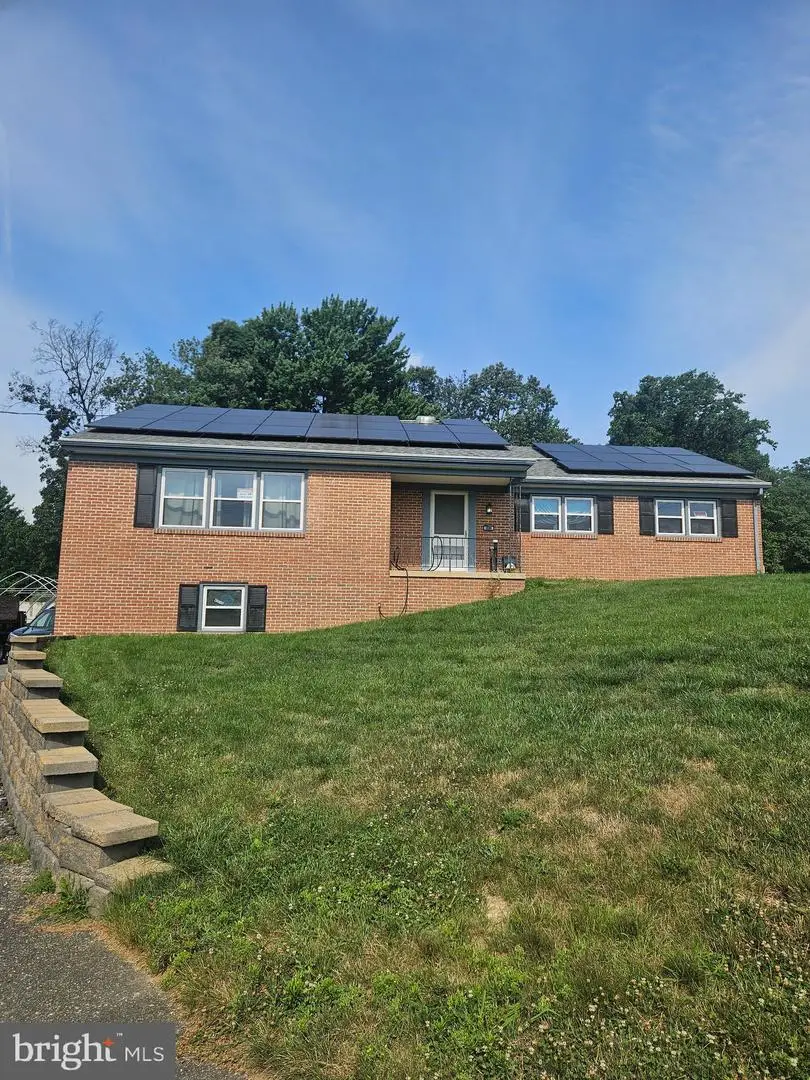 332 Indian Head Rd, Columbia, PA 17512 - #2