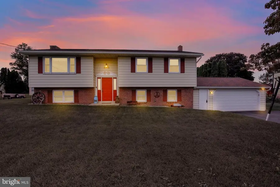 1861 Hauenstein Rd, Elizabethtown, PA 17022 - #2