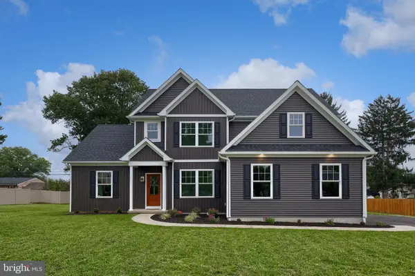 516 Woodcrest Ave, LITITZ, PA 17543
