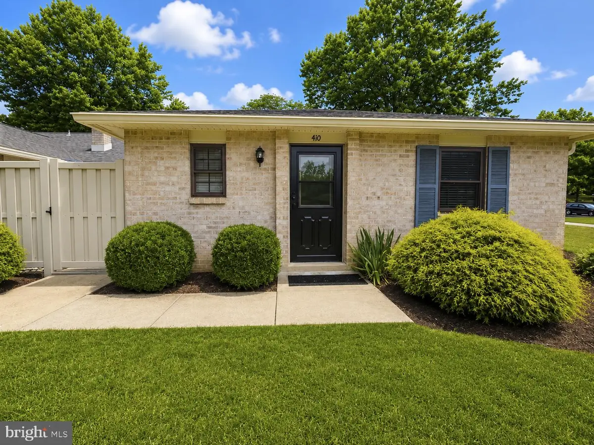 410 Valleybrook Dr, Lancaster, PA 17601 - #1