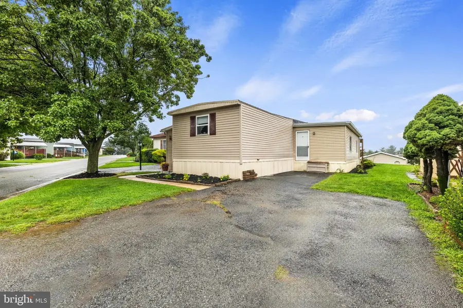 44 Ridgewood Mnr, Manheim, PA 17545 - #2
