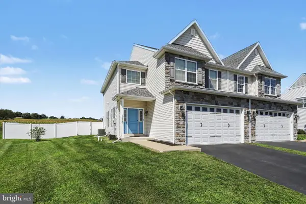 140 Canvasback Ln #22, ELIZABETHTOWN, PA 17022