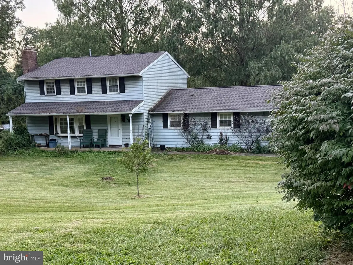 984 White Oak Rd, Manheim, PA 17545 - #1