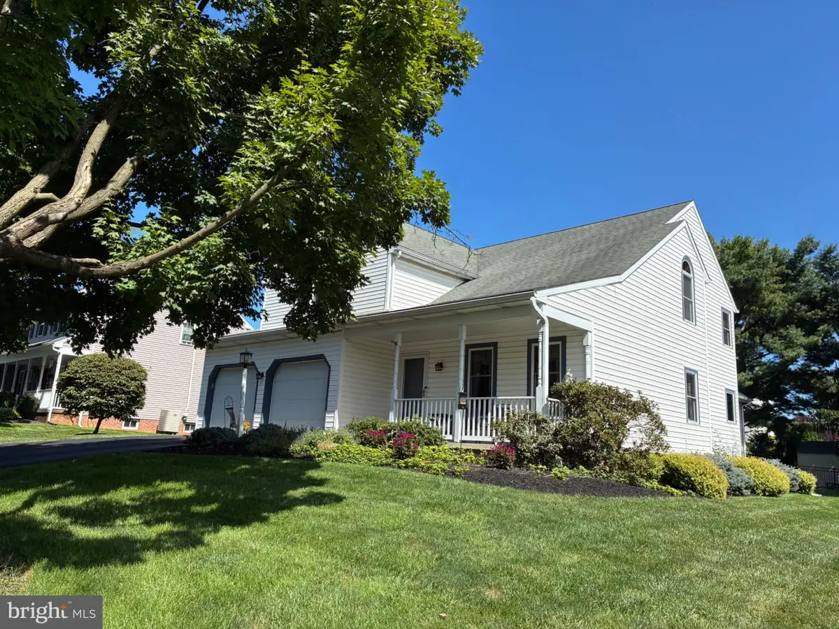 260 S Homestead Dr, Landisville, PA 17538 - #1
