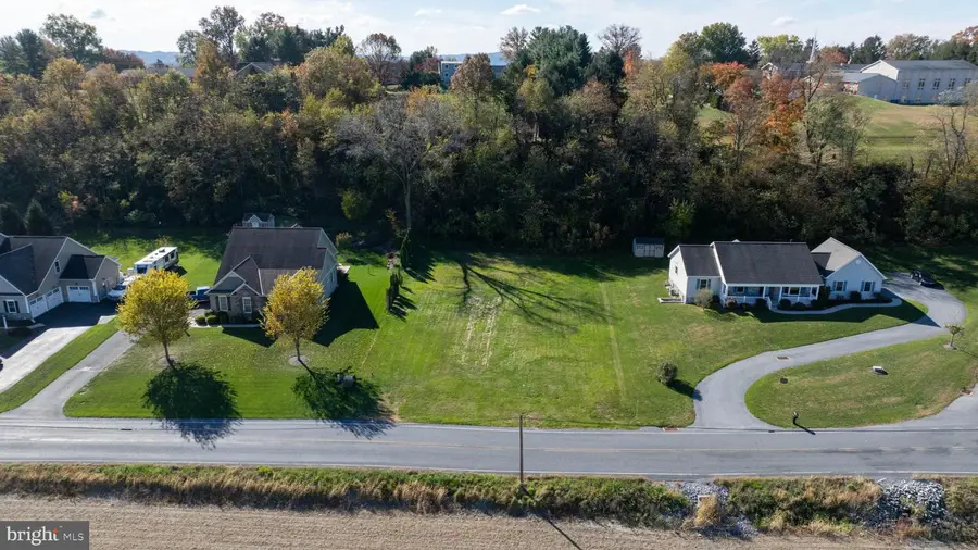 786 Fairview St, Mount Joy, PA 17552 - #2