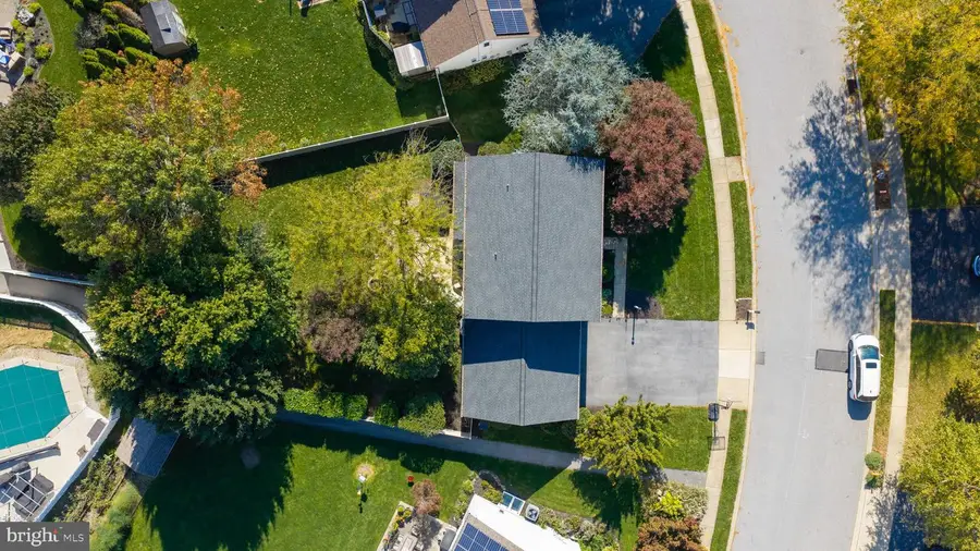 207 Southridge Dr, Lancaster, PA 17602 - #3