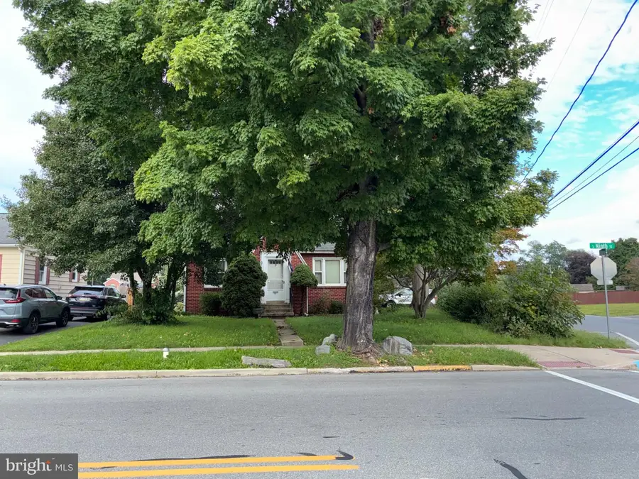59 S 9th St, Columbia, PA 17512 - #2