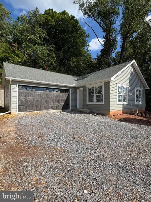 303 W Swartzville Rd, REINHOLDS, PA 17569