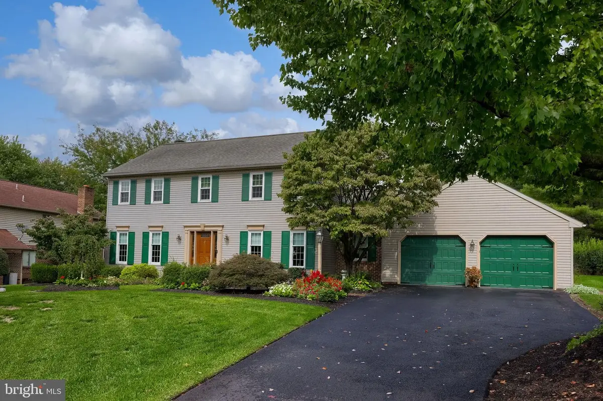 24 Countryside Ln, Lititz, PA 17543 - #1