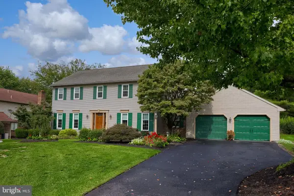 24 Countryside Ln, LITITZ, PA 17543