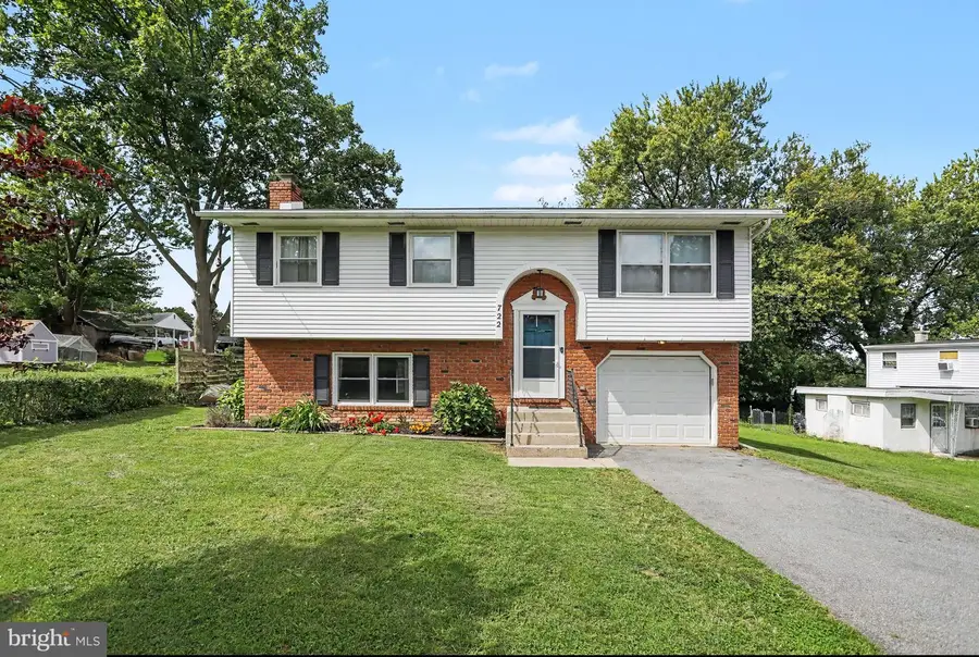 722 Gridley St, Lancaster, PA 17601 - #2