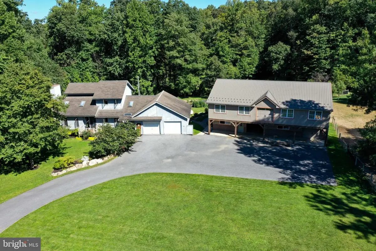 786 Lime Quarry Rd, Gap, PA 17527 - #1