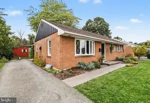 438 N Mount Joy St, Elizabethtown, PA 17022 - #3