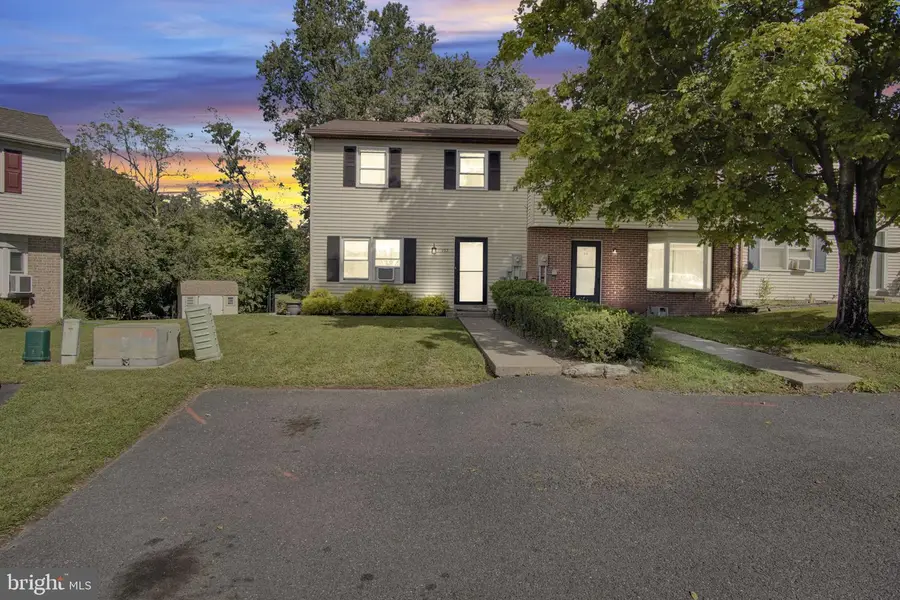 152 Gregg Cir, Ephrata, PA 17522 - #3