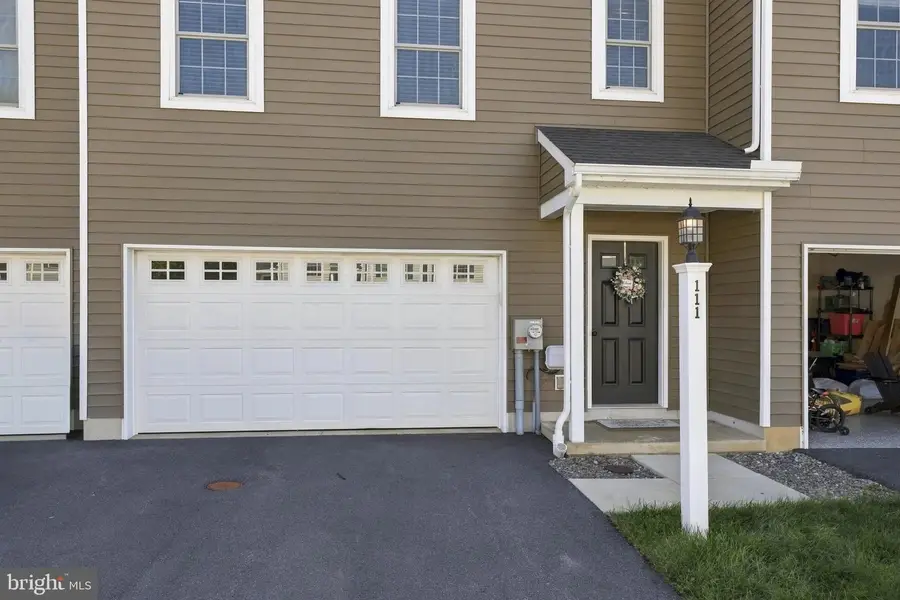 111 Meadowbrook Ln, New Providence, PA 17560 - #2