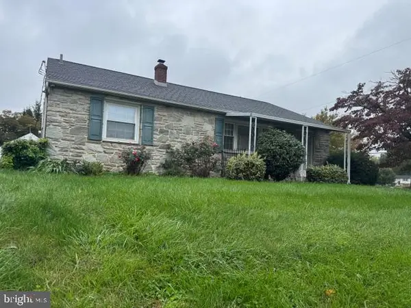 404 Hilton Dr, LANCASTER, PA 17603