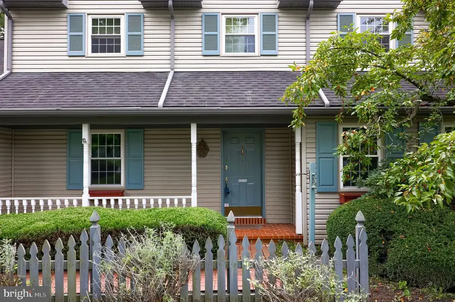 526 Ashton Pl, Lititz, PA 17543 - #2