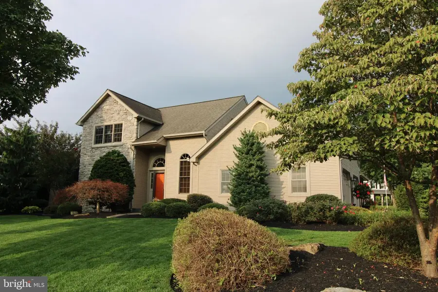 669 Laurel Ave, Lititz, PA 17543 - #3