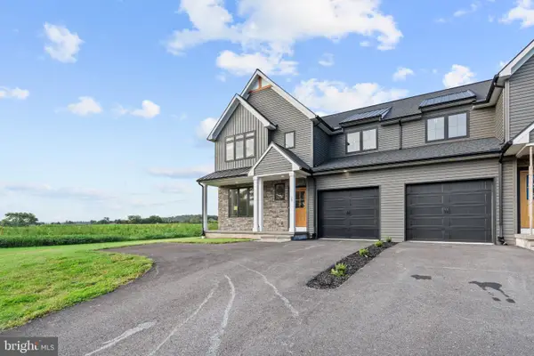 29 Lausch Rd, DENVER, PA 17517