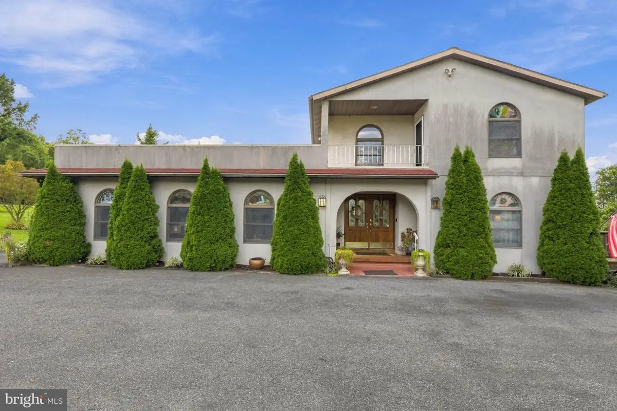 112 Hillsdale Rd, Elizabethtown, PA 17022 - #1
