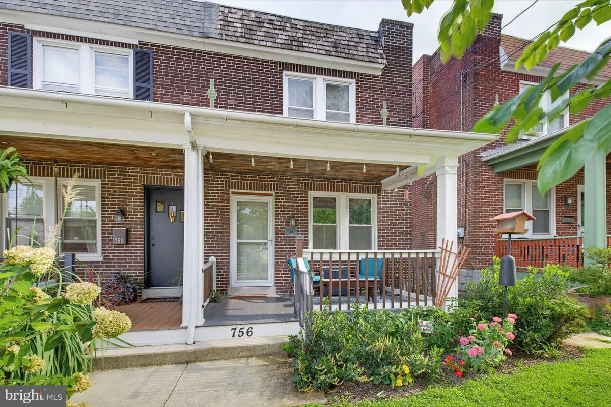 756 Hamilton St, Lancaster, PA 17602 - #1