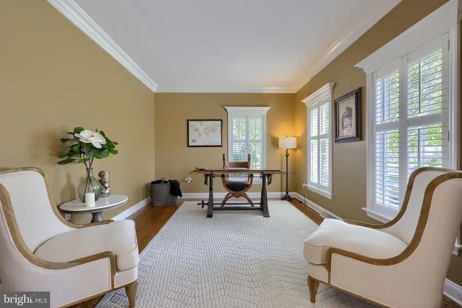 373 N Farm Dr, Lititz, PA 17543 - #3