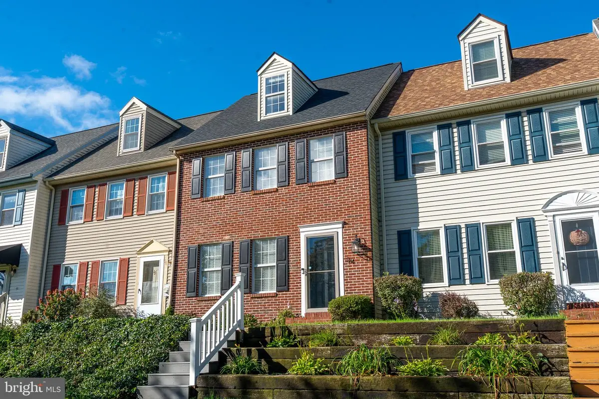34 Pennwick Dr, Lititz, PA 17543 - #1