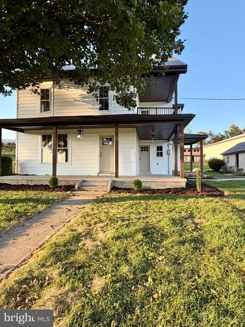 455 Indian Run Rd, Ephrata, PA 17522 - #1