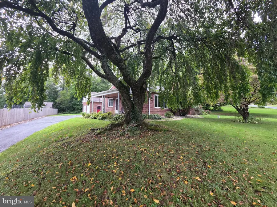 1635 S Cocalico Rd, Denver, PA 17517 - #2
