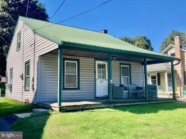 363 E Fulton St, Ephrata, PA 17522 - #2