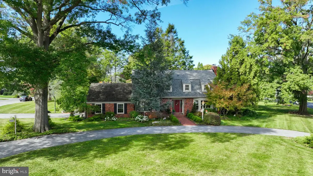 1405 Country Club Dr, Lancaster, PA 17601 - #1