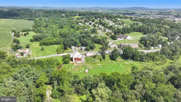 330 N Clay Rd, LITITZ, PA 17543