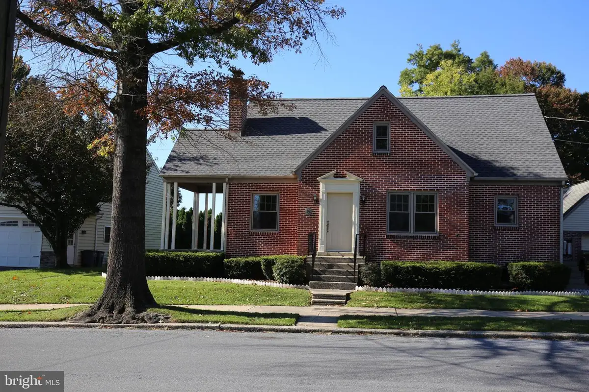 26 N Penn St, Manheim, PA 17545 - #1