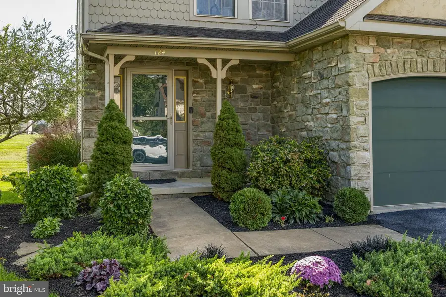 124 Talon Dr, Ephrata, PA 17522 - #3