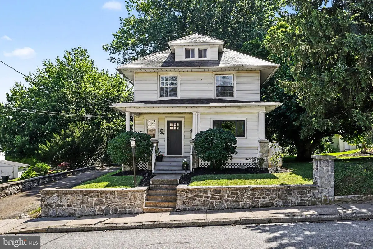 121 S Church St, Quarryville, PA 17566 - #1