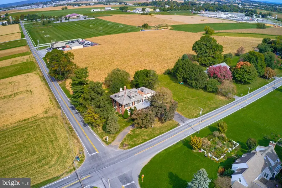 1612 Landisville Rd, Manheim, PA 17545 - #2