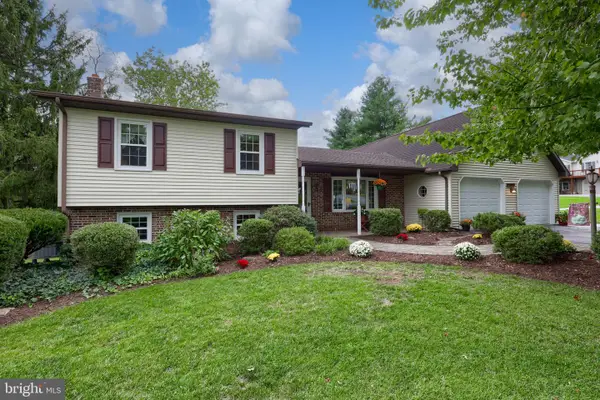 3681 Elizabethtown Rd, MANHEIM, PA 17545
