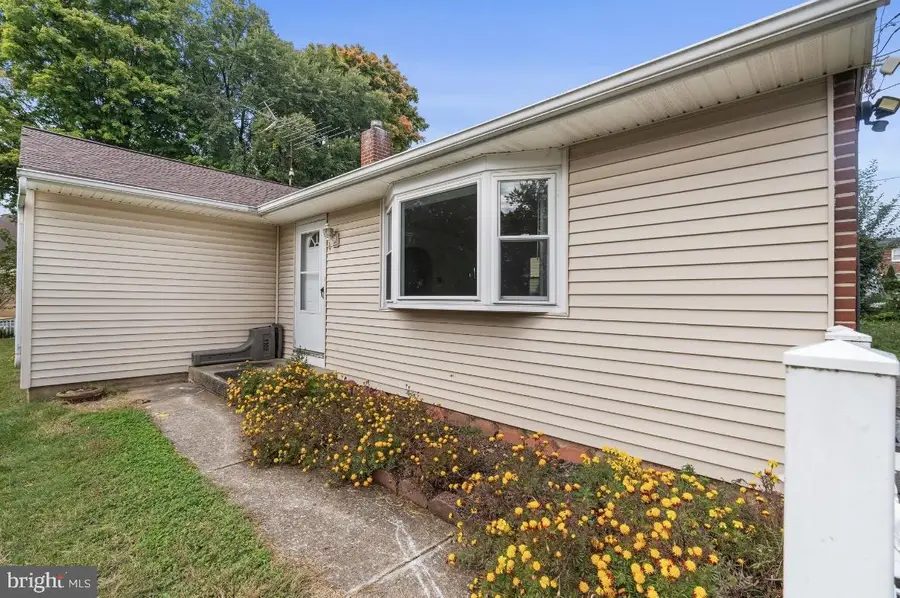 1109 High St, Lancaster, PA 17603 - #2