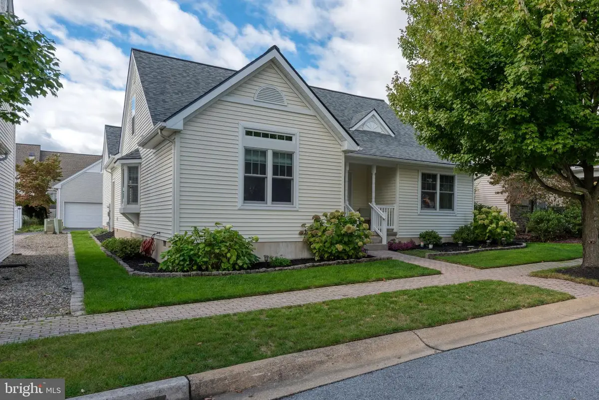 1008 Olympia St, Lititz, PA 17543 - #1