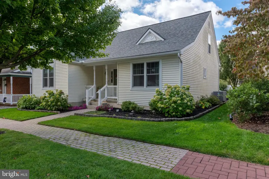 1008 Olympia St, Lititz, PA 17543 - #3