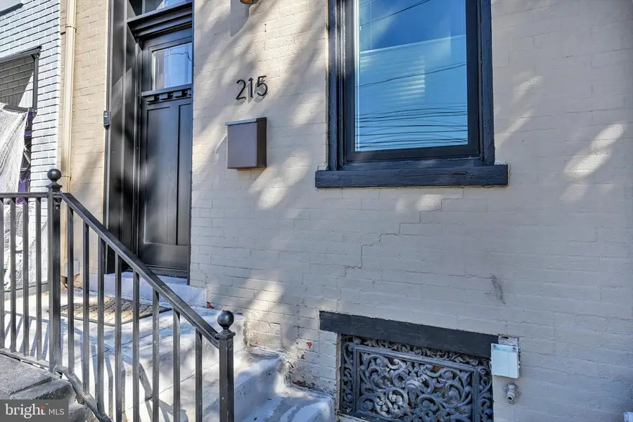 215 N Lime St, Lancaster, PA 17602 - #2