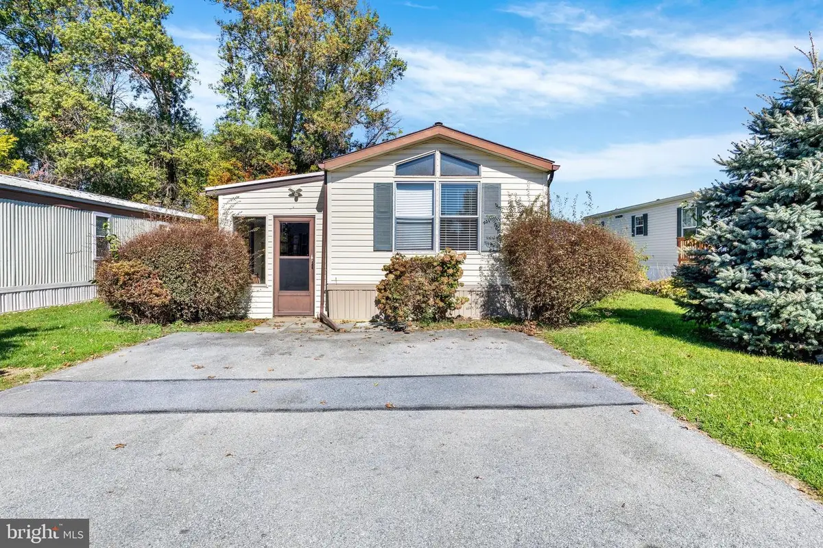 77 Penn Valley Vlg Vlg, Lititz, PA 17543 - #1