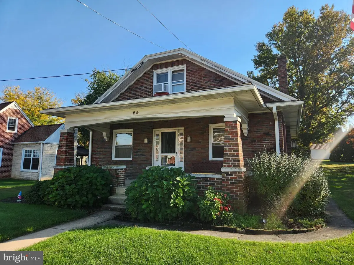 25 Detwiler Ave, Mount Joy, PA 17552 - #1