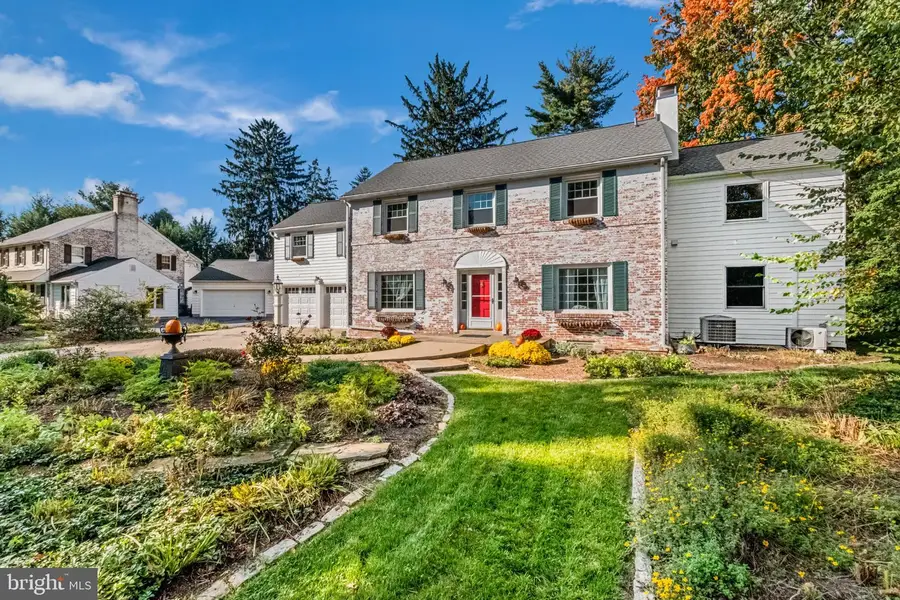 17 W Roseville Rd, Lancaster, PA 17601 - #2