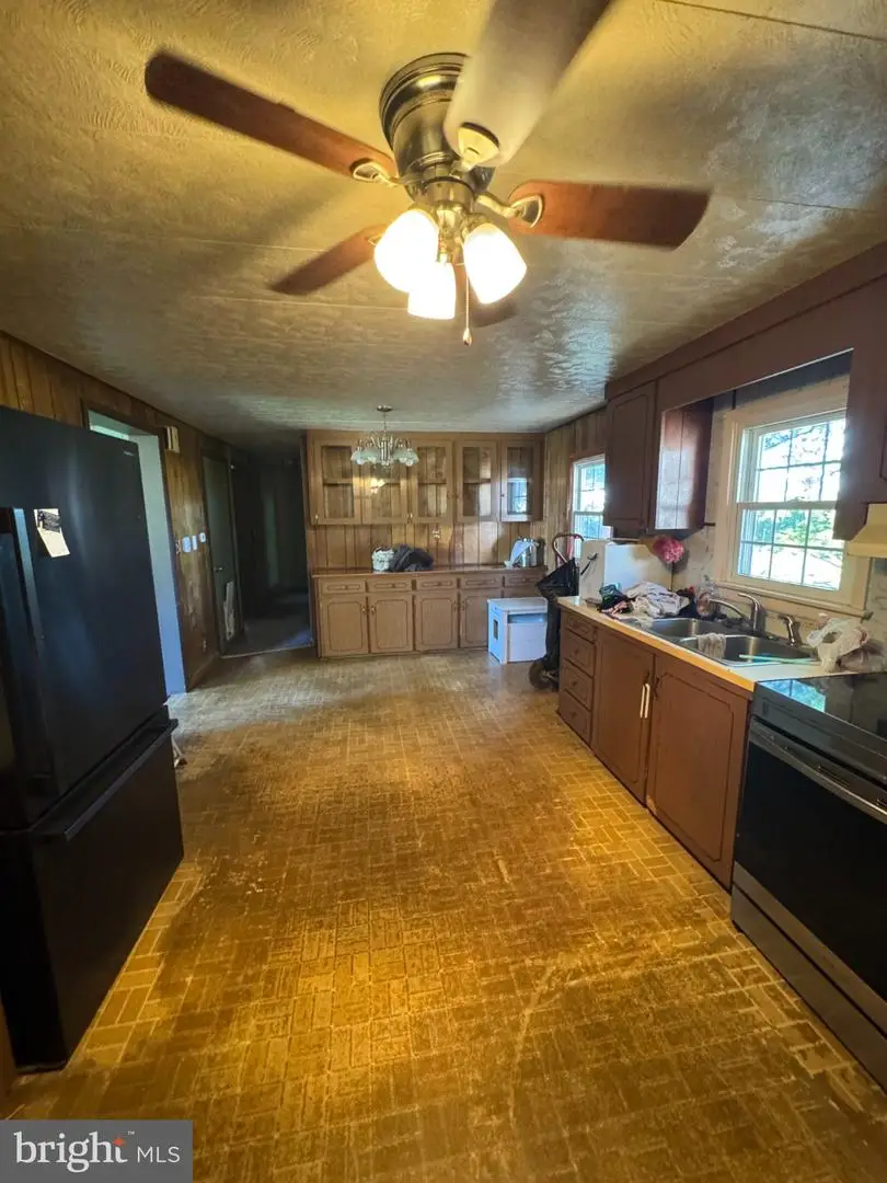 1712 Bridge Rd, Lancaster, PA 17602 - #3