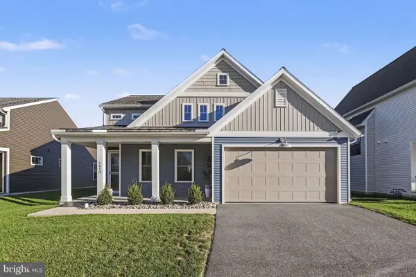 1413 Barrington Dr, MOUNT JOY, PA 17552
