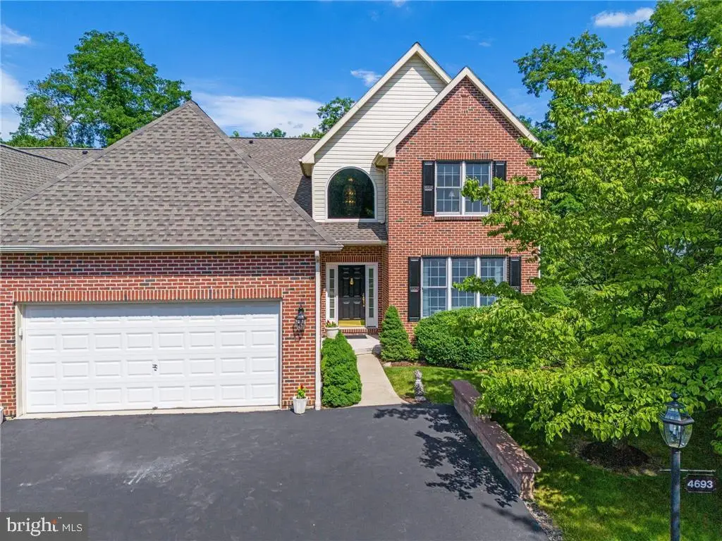 4693 Pinehurst Cir, Center Valley, PA 18034 - Image #1